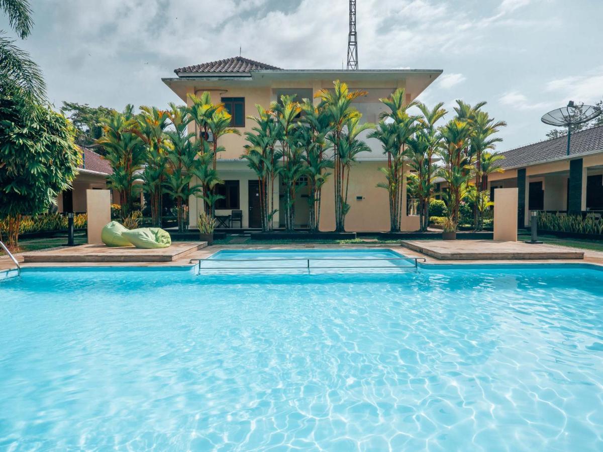 Sunrise Resort Batukaras Exterior photo