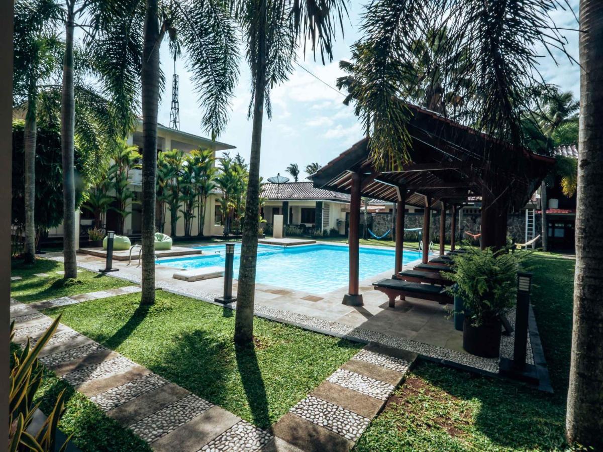 Sunrise Resort Batukaras Exterior photo