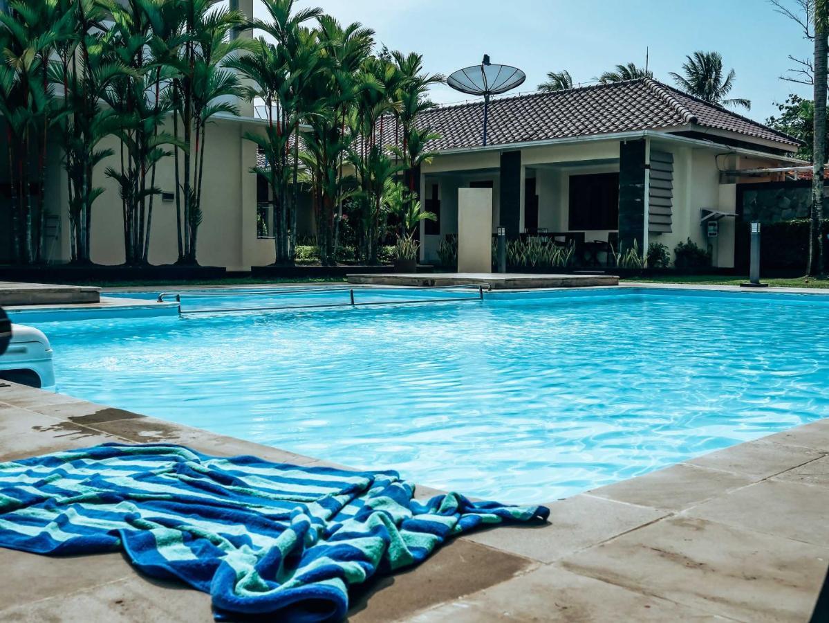 Sunrise Resort Batukaras Exterior photo